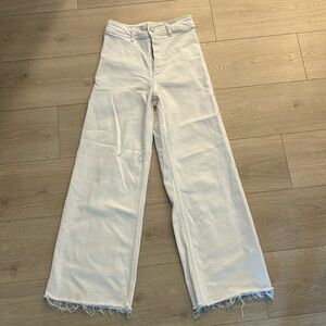 White denim Zara jeans
